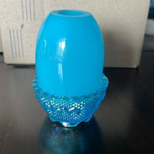 Baby blue Fenton lamp on opalescent base